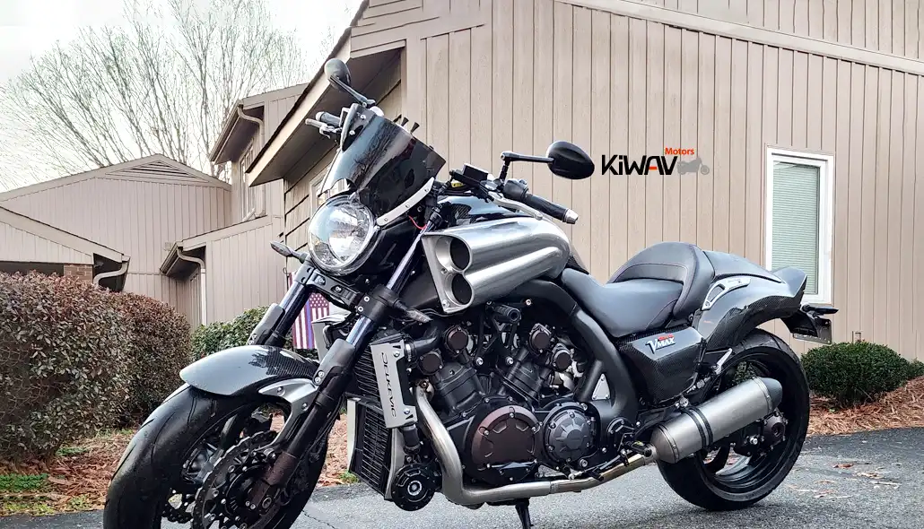 KiWAV Ellipse mirrors on a Yamaha V-Max motorcycle