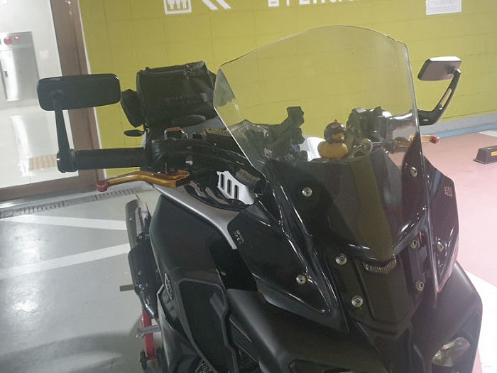 The motorcycle with the Classic bar end mirrors