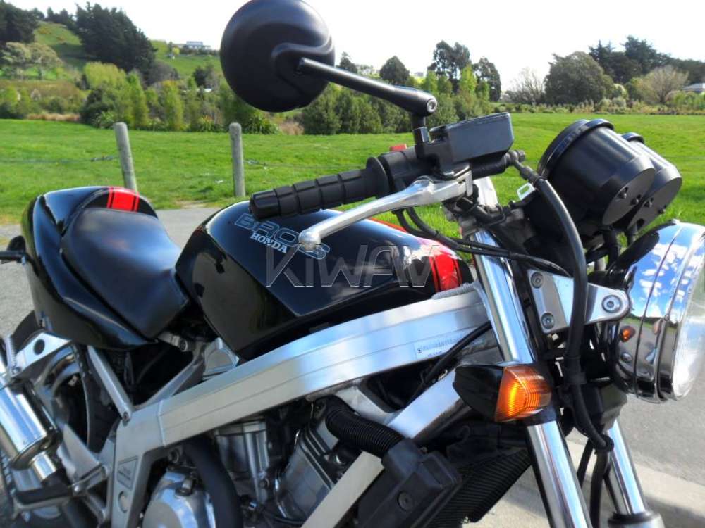 ロードとネイキッド: バイクミラー レトロ 黒 M10 5/16