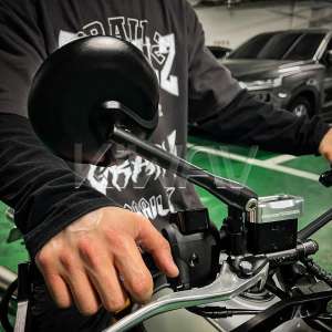 ロードとネイキッド: バイクミラー レトロ 黒 M10 5/16