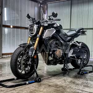 BMWに対応: バイクミラー レトロ 黒 M10 1.5ピッチ BMWに適用