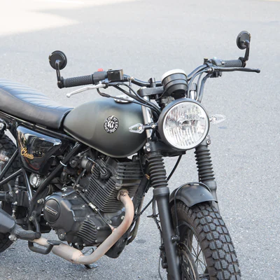 Aura black bar end mirrors on a Hartford Classic 250i